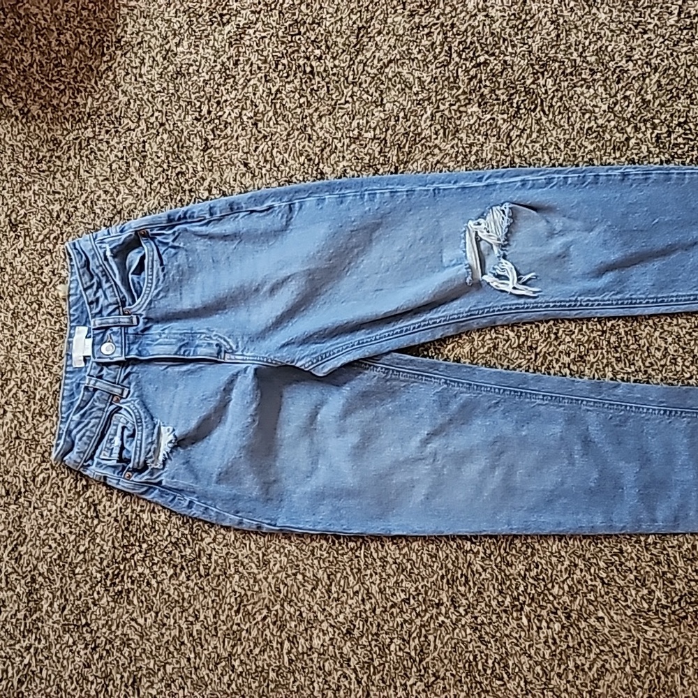 HI Rise Straight Leg Jeans